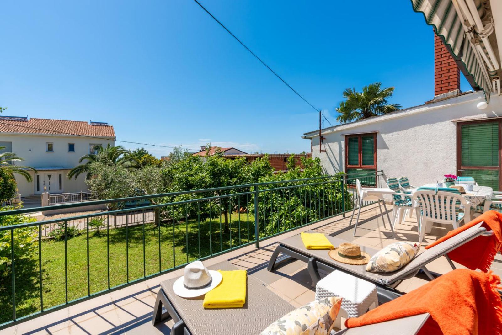 Appartement 5203-1 For 6 Pers In *