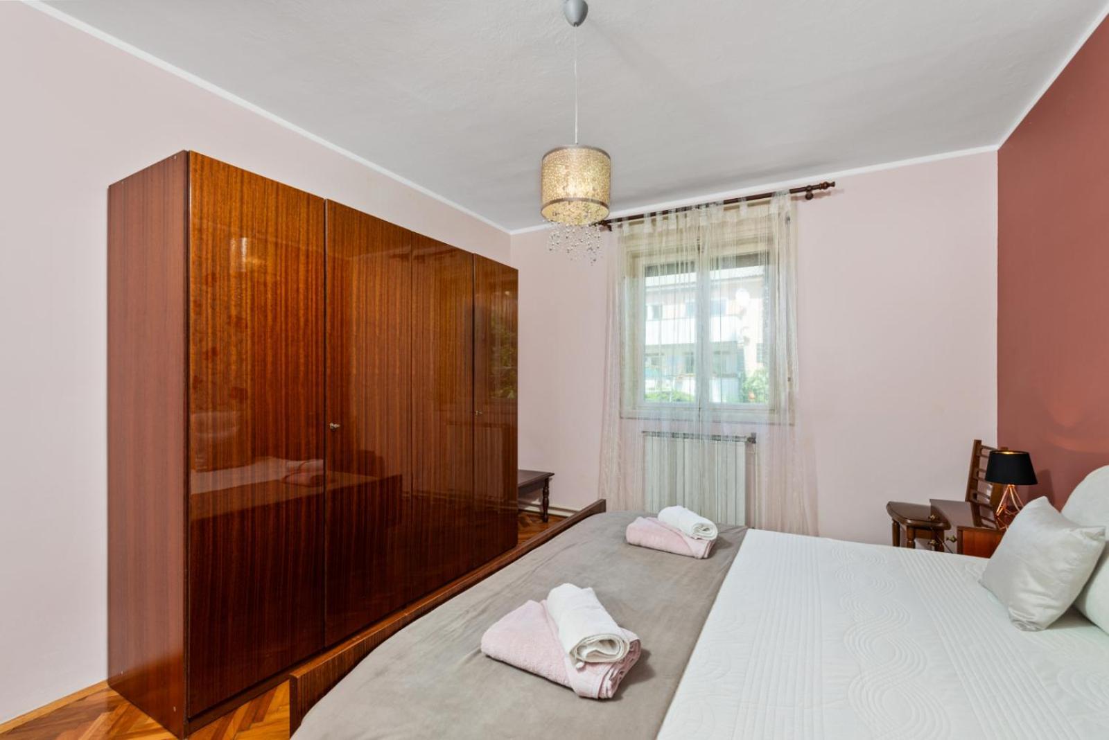 Apartment 5203-1 For 6 Pers In Poreč
