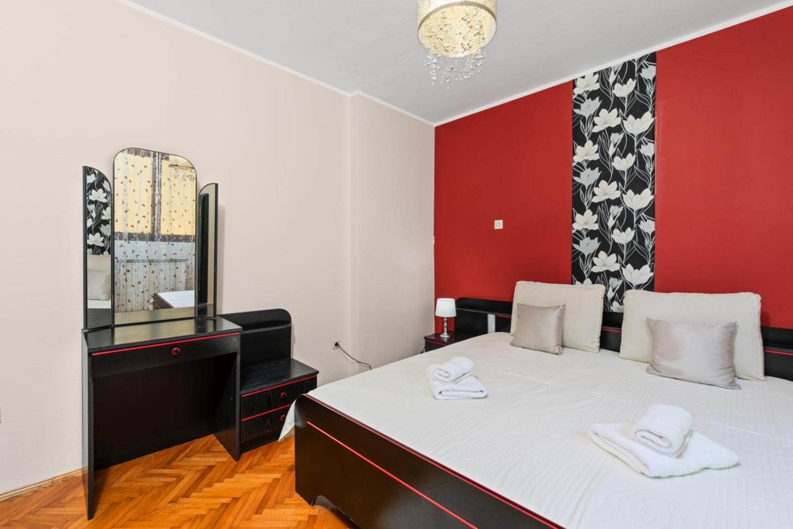 5203-1 For 6 Pers In Appartement