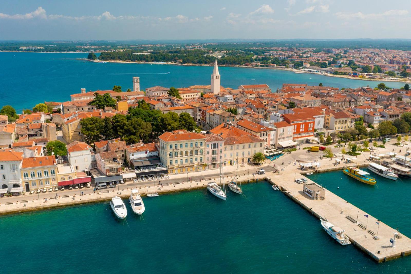 Apartment 5203-1 For 6 Pers In Poreč